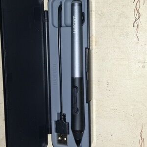 Wacom CS-600P Creative Stylus,With Case.